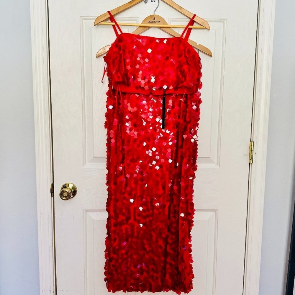 HOUSE OF HARLOW 1960 EMBELLISHED CROPPED TOP AND LONG PENCIL SKIRT SET RED